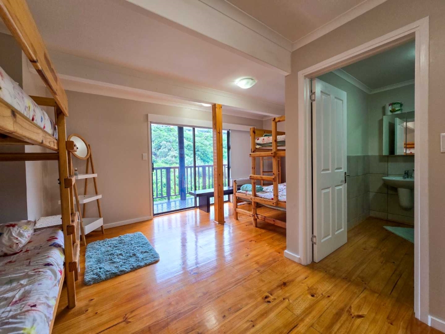 6 Bedroom Property for Sale in Nature On Sea Western Cape